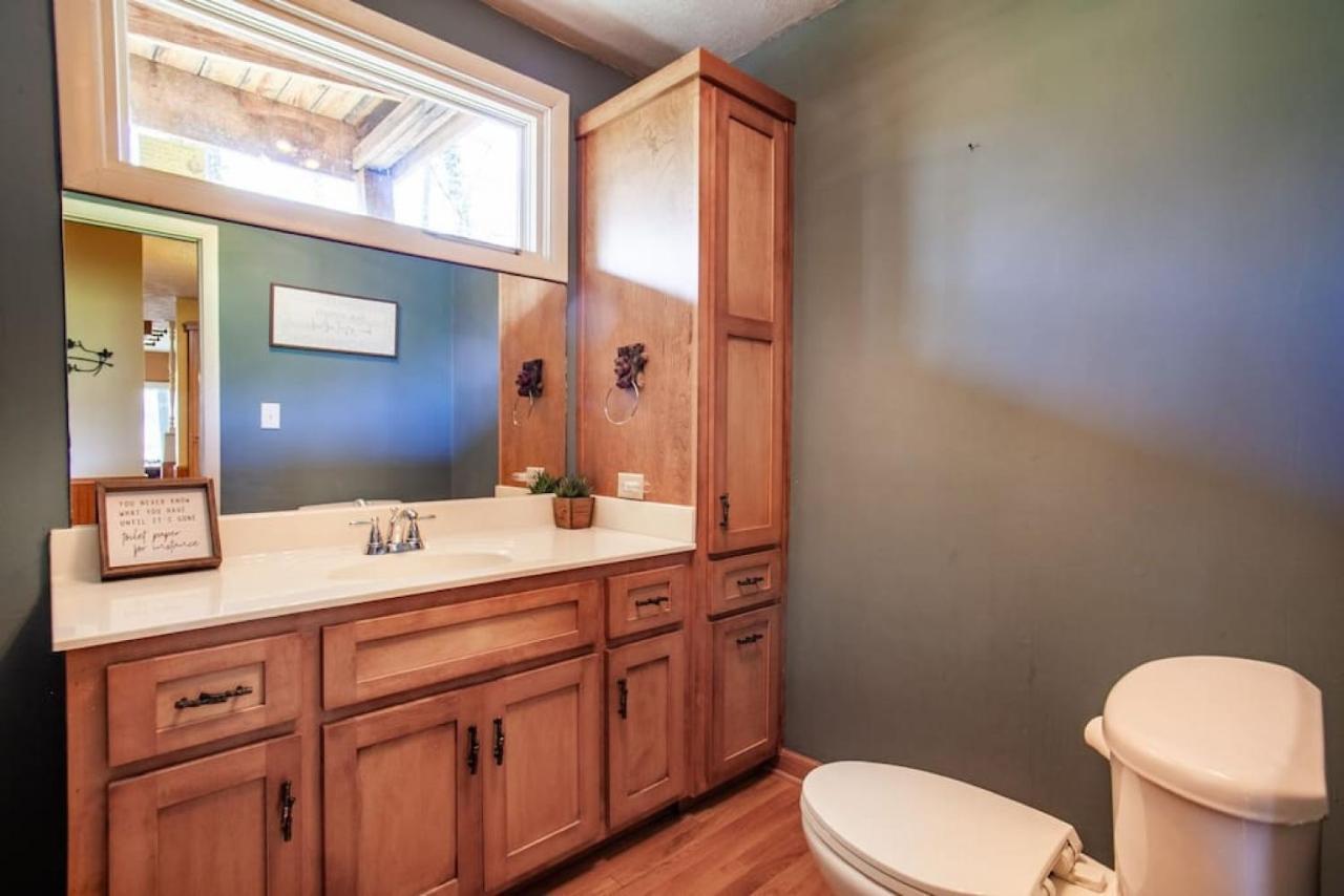 Bear View Chalet With Hot Tub And Near Ober Gatlinburg Exterior foto